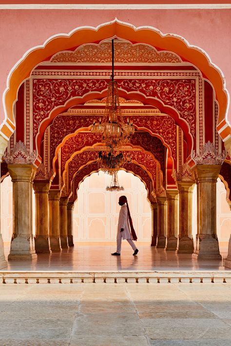 Guests Can Now Stay in the Royal Palace of Jaipur for the First Time Ever | Architectural Digest Indian Palace Interior Royal, Jaipur Palace, Arabian Palace, Mother Ginger, Indian Palaces, Indian Arch, Magical Environment, City Palace Jaipur, Pena Palace