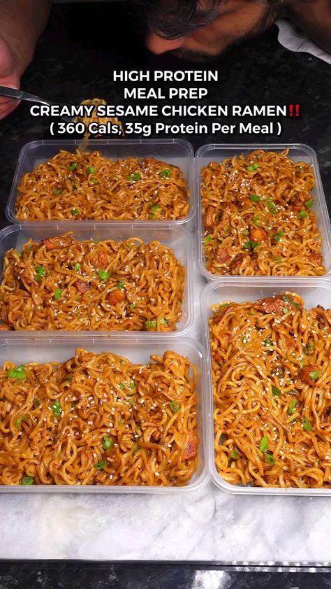 Weight Loss | Recipes | Low Calories | Follow @shreddingsecrets for more! By @zack.chug HIGH PROTEIN MEAL CREAMY SESAME CHICKEN RAMEN🍜 (360 Cals, 35g Protein, 5g Fat, 37g… | Instagram Sesame Chicken Ramen, Zack Chug, High Protein Meal, Chicken Ramen, Raw Chicken Breast, High Protein Meal Prep, Healthy High Protein Meals, Healthy Lunch Meal Prep, High Protein Low Calorie