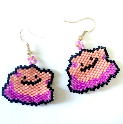 Seed Bead Pokemon, Beaded Buddies, Stitch Pokemon, Pokemon Earrings, Beaded Characters, Brick Stitch Tutorial, Beading Earrings, Pokemon Bead, Team Valor