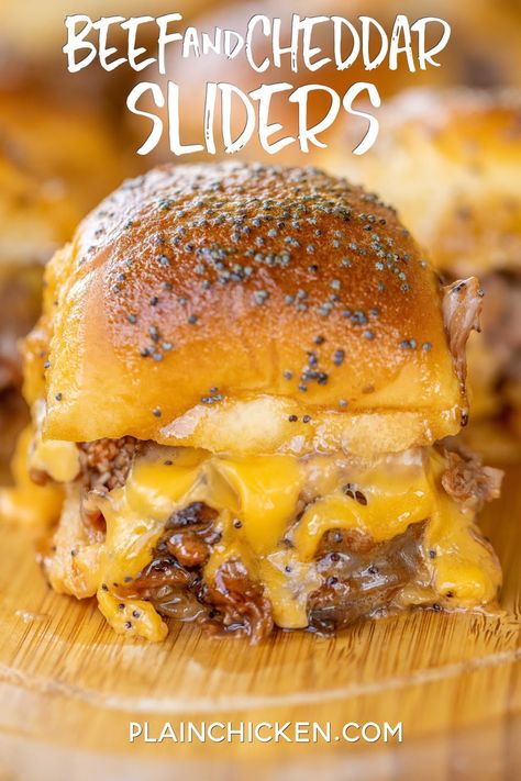 Beef And Cheddar Sliders, Bbq Roast Beef, Deli Roast Beef, Beef And Cheddar, Sauce Cheddar, Bbq Roast, Roast Beef Sandwich, Slider Sandwiches, Football Parties