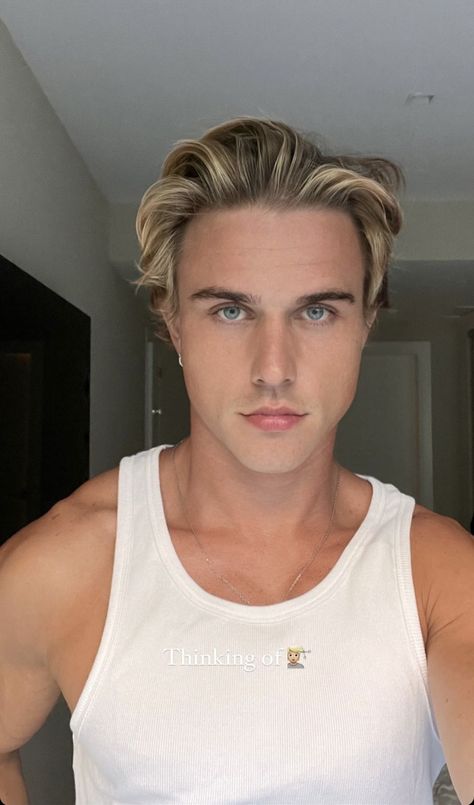 Mens Natural Blonde Hair, Mens Dyed Blonde Hair, Mens Hair Highlights Dark Brown, Men’s Dyed Blonde Hair, Men’s Highlights Dark Blonde, Short Blonde Mens Haircut, Blond Highlights Men, Dyed Blonde Hair Men, Blonde Hair Color Men