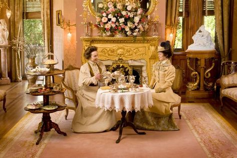 Maymont Park Richmond, Witch Portrait, Tea Room Ideas, Victorian Tea Room, Tea Room Decor, The Sophisticate, Victorian Tea Party, Victorian Room, Tea Inspiration