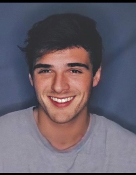 Jacob Elordi Smile, Jacob Eldori, Noah Flynn, Dominic Harrison, Jacob Elordi, I Love You Pictures, Human Decency, Kissing Booth, Hottest Guy Ever