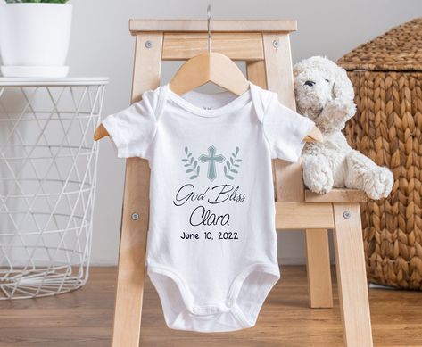 Excited to share the latest addition to my #etsy shop: Personalized Name Baby Body,Custom Name Baby,Cute Baby,Baby Shower Gift,New Baby Gift,Dad,Mother,Baby Gift https://etsy.me/3b9suG1 #white #bodysuit #creamonesie #kidsshirt #customname #personalizedonesie #announcem Funny Aunt Onesie, Aunt Baby Clothes, Aunt Onesie, Baby Aunt, Hipster Baby Clothes, Pregnancy Announcement Onesie, Cartoon Designs, Hipster Babies, Cadeau Baby Shower