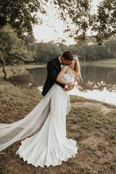 This Spain Ranch Wedding is the Dictionary Definition of Soft and Simple Elegance | Junebug Weddings Romantic Wedding Portraits, Spain Ranch Oklahoma, Bride Individual Photos, Bridal Portrait Ideas Outdoor, Spain Ranch, Wedding Photography List, Wedding Photo List, Wedding Portrait Poses, Wedding Couple Photos