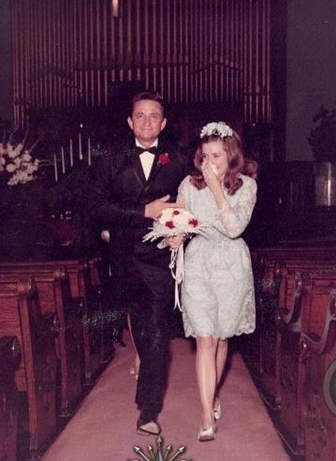 Johnny Cash & June Carter Cash on their wedding day in 1968. Johnny Cash And June, Johnny Cash June Carter, June Carter, June Carter Cash, Johnny And June, My Funny Valentine, Famous Couples, I'm With The Band, Johnny Cash