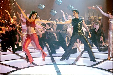 Keh Do Na, Keh Do Na, You Are My Soniya... K3g Outfits, Kabhi Khushi Kabhie Gham, Bollywood Wallpaper, Srk Movies, Dance Contest, Bollywood Cinema, 90s Bollywood, Bollywood Couples, Bollywood Outfits