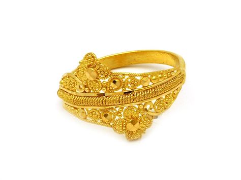 Anguthi Design Gold, Gold Ring Indian, Indian Ring, Ring Indian, Gold Finger Rings, New Gold Jewellery Designs, Gold Jewelry Simple Necklace, Gold Chain Design, Gold Bridal Jewellery Sets