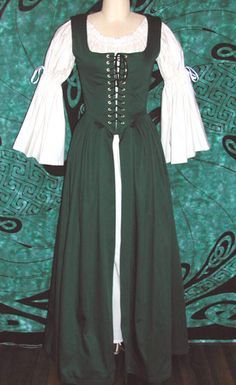 Irish Dress - Corsetry and Renaissance Clothing - Bellydance and Yoga Wear by Crimson Gypsy Designs | SmugMug Traditional Irish Clothing, Medieval Dress Peasant, Fall Feast, Celtic Dress, Irish Dress, Irish Clothing, Medieval Party, Medieval Clothes, Fest Outfits