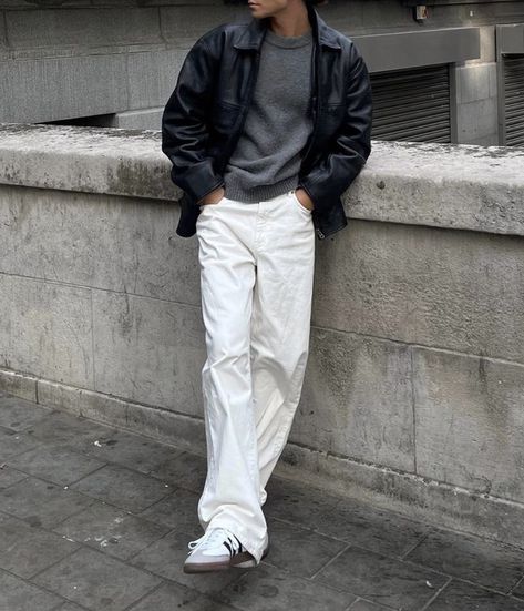 Mens Outfit Black, White Trousers Outfit Men, White Pants Outfit Winter, Blue Jeans Outfit Men, Trousers Outfit Men, White Pants Winter, Cotton Wide Leg Pants, White Pants Men, Wide Leg Pants Casual