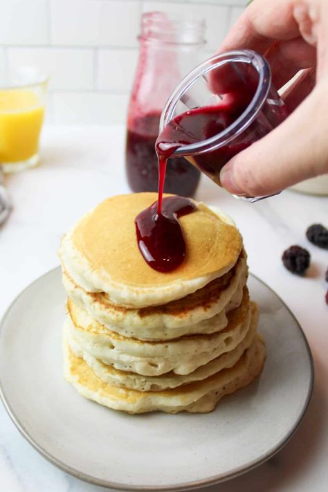 Berry Syrup For Pancakes, Boysenberry Syrup Recipe, Boysenberry Syrup, Mixed Berry Syrup, Berry Syrup Recipe, Berry Syrup, Berry Pancakes, Blueberry Syrup, Pancake Syrup