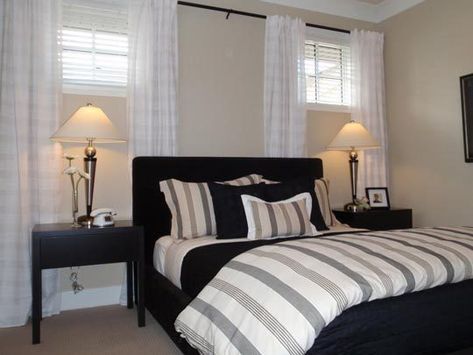 basement bedroom  Love the full length curtains tricking the eye. Basement Window Curtains, Basement Window Treatments, Full Length Curtains, Window Coverings Bedroom, Floors Ideas, Basement Window, Simple Window Treatments, Window Curtains Bedroom, Trendy Apartment