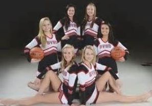 Cheerleading Team Pictures, Foto Gym, Cheer Motivation, Basketball Cheerleading, Dance Team Pictures, Cheerleading Tryouts, Dance Team Photos, Cheerleading Pics, Cheerleading Poses