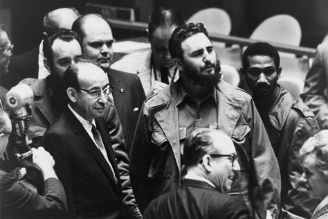 Fidel at UN, 19?? Belize Honeymoon, Jamaica Honeymoon, Costa Rica Honeymoon, Perfume Carolina Herrera, Thailand Honeymoon, Nicaragua Travel, Belize Vacations, Cuban Missile Crisis, Holguin