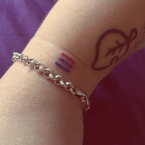 Small bi pride lines tattoo Lgbt Tattoo, Gay Tattoo, Pride Tattoo, Rainbow Tattoos, Cute Little Tattoos, Dream Tattoos, Little Tattoos, Piercing Tattoo, Mini Tattoos