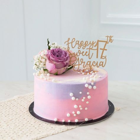 Cake Flowers Birthday, Drip Birthday Cake, Flowers Surprise, Flowers Birthday Cake, Birthday Cake For Women Simple, Pinterest Flowers, Flower Birthday Cake, Flower Cake Design, Colorful Birthday Cake