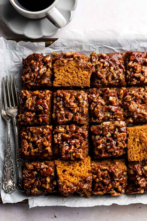 Pumpkin Pecan Upside Down Cake - Baran Bakery Pecan Upside Down Cake, Pecan Topping, Shake N Bake, Pumpkin Pecan, Upside Down Cake, Baking Sweets, Snack Cake, Pumpkin Cake, Pumpkin Dessert