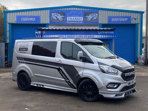 Custom Van Interior, Custom Body Kits, Mercedes Van, Ford Transit Custom, Combi Volkswagen, Auto Design, Transit Custom, Car Wraps, Mini Bus