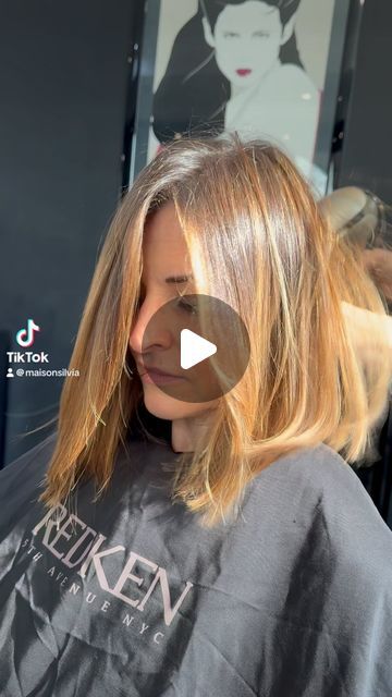 Silvia Cappelli on Instagram: "LONG BOB  @antonellagroppetti" Medium Length Choppy Hair, Long Bob Mit Pony, Long Bob Blond, Layered Long Bob Hairstyles, Midi Bob, Celebrity Bob Hairstyles, Celebrity Bobs Hairstyles, Celebrity Bobs, Long Angled Bob