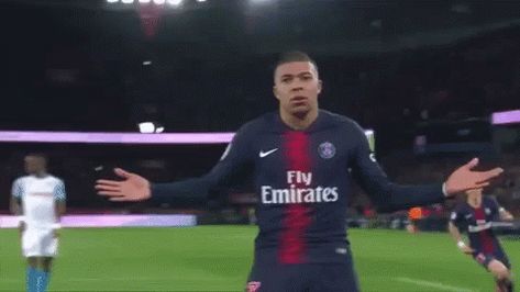 Mbappe Gif, Marseille France, Cute Headers, Kylian Mbappe, Animated Gif, Cool Gifs, Fanfiction, Books Wattpad, Wattpad