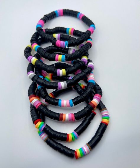 Creative Bracelets Diy, Clay Bead Accessories, Pride Things To Make, Goth Clay Bead Bracelets, Clay Bead Bracelet Ideas Pride, Diy Clay Bracelet Ideas, Lgbtq Bracelet Beads, Grunge Clay Bead Bracelets, Hieshi Clay Bracelets