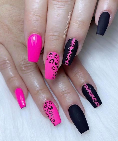 Leopard Print Nails Pink And Black, Neon Pink Black Nails, Pink And Black Cheetah Nails, Neon Cheetah Nails, Black And Neon Pink Nails, Neon Pink And Black Nails, Pink And Black Nail Art, Nail Deaigns, Pink Cheetah Nails