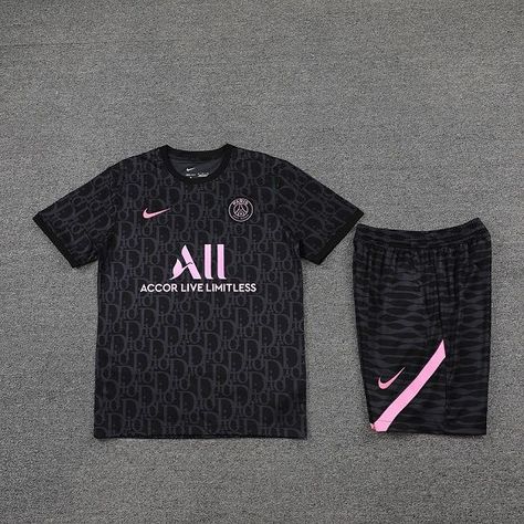 Football Training Kit, Pink Football, Black Men Fashion Urban, Dior Shirt, Training Kit, Soccer Kits, Jersey Outfit, Soccer Skills, Soccer Shirts