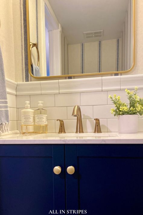 Amazing Navy Blue Bathroom Makeover Bath Backsplash Ideas, Navy Blue Bathroom Ideas, Coastal Powder Room, Modern Coastal Bathroom, Blue Bathroom Ideas, Navy Blue Bathroom, Navy Blue Bathrooms, Powder Room Makeover, Coastal Bathroom