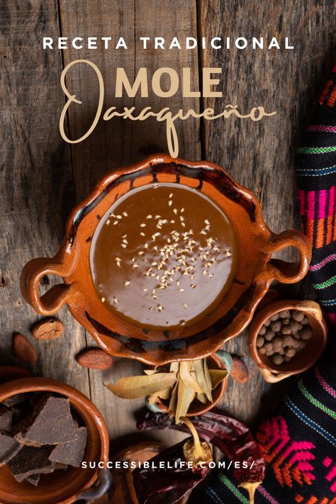 Delicioso mole oaxaqueño: una explosión de sabores tradicionales en tu paladar. Mexican Recipes, Mole, Mexican Food Recipes