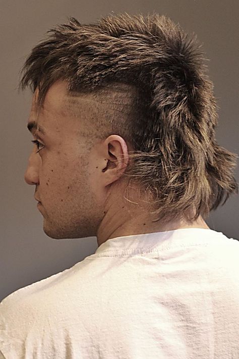 Euro Haircut Men, Mullet Shaved Sides Men, Viking Mullet, Edgy Haircuts Men, Shaved Mullet, Mullet Shaved Sides, Mullet Hairstyle Mens Straight Hair, Skater Mullet, 2022 Haircut