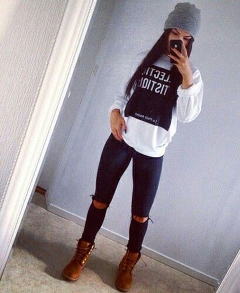 Outfits con botas Timberland en los que no te importaría gastar todo tu dinero Timberland Outfits, Instagram Baddie, Boating Outfit, Tomboy Fashion, Dope Outfits, Swag Outfits, Mode Inspiration, The Mirror