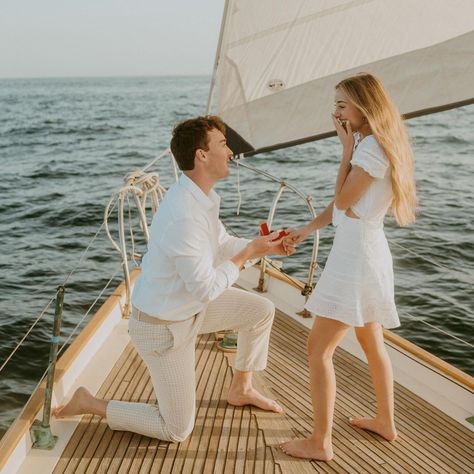 Engagement Pic Ideas, Brooklyn Mcknight, Bailey Mcknight, Brooklyn And Bailey, Engagement Pic, Dream Engagement, Engagement Dresses, A Dream Come True, Pic Ideas