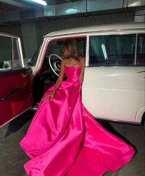 Pink Prom Dresses Long, Hot Pink Prom Dresses, Hot Pink Prom, Party Dress Formal, Dream Prom Dress, Prom Dress Inspo, Long Party Dress, Prom Dresses Long Pink, Strapless Prom Dresses