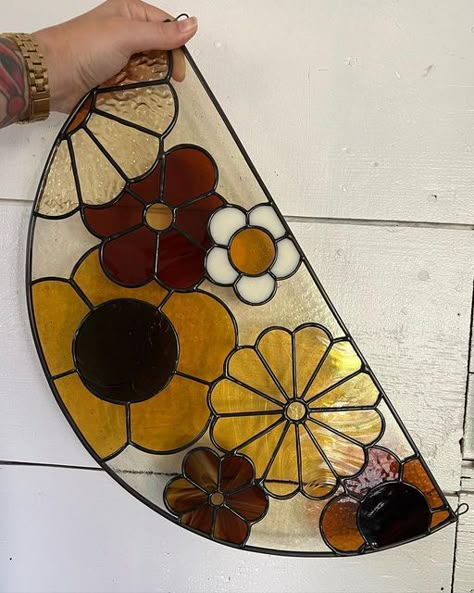 Peace Sign Stained Glass Pattern, 70s Stained Glass Window, Stained Glass Vintage, Boho Stained Glass Window, Retro Stained Glass Patterns, Stained Glass Home Decor, Floral Stained Glass Patterns, Easy Stained Glass Patterns, Stainglass Pattern