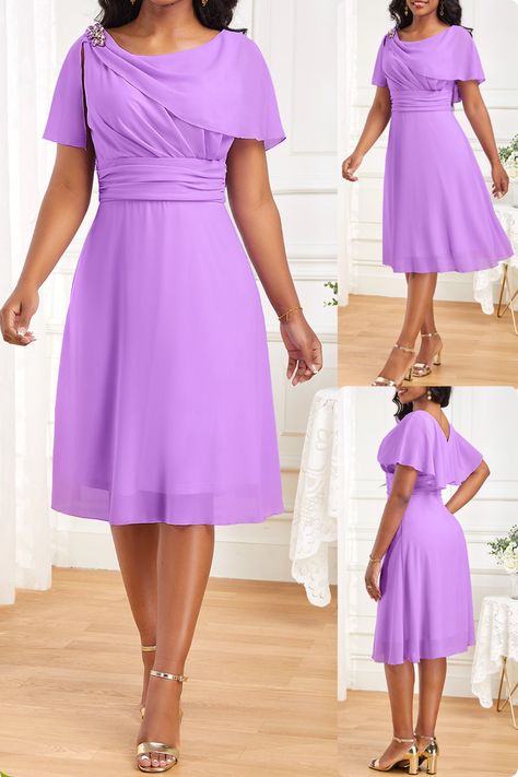 This round neck layered light purple sleeveless dress is perfect for those summer days! It features an asymmetrical design with hot drilling and ruching, giving it a unique and stylish look. The dress length is midi and the fabric is 100% polyester. Perfect for everyday wear, work, and evening occasions. #layered #hotdrilling #ruched #asymmetry #lightpurple #midi #sleeveless #roundneck #summer #casual #work #elegant #everyday #workevening #polyester Purple Sleeveless Dress, Shapewear Swimsuit, Blue Jumpsuits, Lovely Tops, Red Jumpsuit, White Jumpsuit, Solid & Striped, Swimsuit Shops, Asymmetrical Design