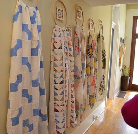 Quilt Display Racks, Quilt Shop Displays, Quilt Ladder, Quilt Hangers, Sewing Room Storage, Panel Quilt Patterns, Quilt Rack, Quilt Display, Sewing Room Decor