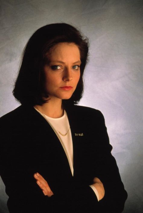 Clarice Starling, The Silence Of The Lambs, Amanda Young, Movie Halloween Costumes, Silence Of The Lambs, Celebrity Halloween Costumes, Jodie Foster, Thriller Movies, Hollywood Star