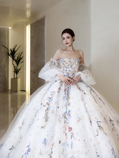 Ballgown Wedding Dress Floral, Chamonix Wedding, Dresses Straight, Floral Wedding Gown, Fairytale Gown, Bride Dress Simple, Telling A Story, Unconventional Wedding Dress, Wedding Dresses With Flowers