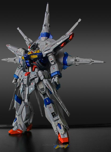 Custom Build: MG 1/100 Providence Gundam "Ver. JT" - Gundam Kits Collection News and Reviews Providence Gundam, Gundam Astray, Gundam Toys, Gundam Custom Build, Gundam Seed, Gunpla Custom, Custom Gundam, Gundam Art, Giant Robots