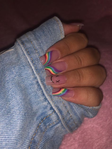 Coldplay Inspired Nails, Louis Tomlinson Nails Ideas, Louis Tomlinson Inspired Nails, Ltwt Outfit Idea, Louis Tomlinson Nails Designs, Harry Styles Nails Ideas, Louis Tomlinson Nails, Louis Nails, Hslot Outfit Ideas