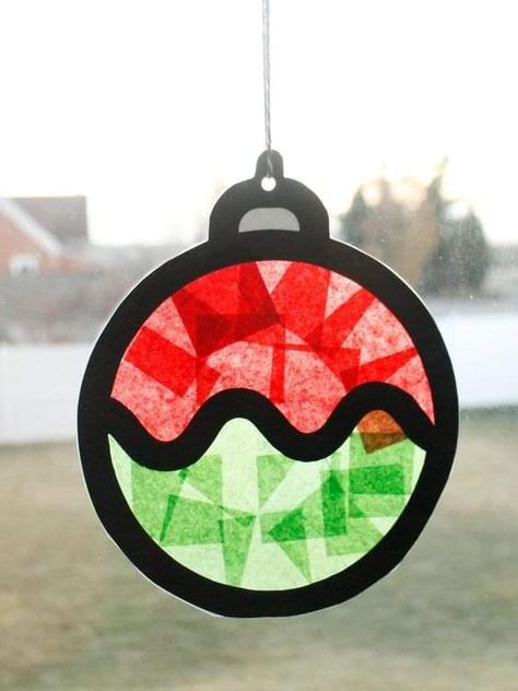 Christmas Suncatchers For Kids, Window Suncatcher Diy, Christmas Sun Catchers, Christmas Sun Catcher, Christmas Suncatchers, Christmas Crafts Kids Ornaments, Christmas Concert Ideas, Christmas Ornament Template, Suncatcher Diy