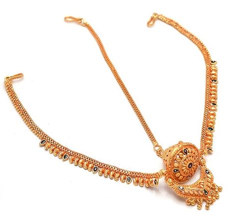 9 Traditional Rajasthani Maang Tikka Designs Rakhdi Borla Designs, Rakhadi Designs Gold, Borla Rajasthani, Tika Jewelry, Beautiful Diamond Necklace, Rajputi Jewellery, Gold Jewelry Outfits, Anklet Designs, Gold Hair Accessories