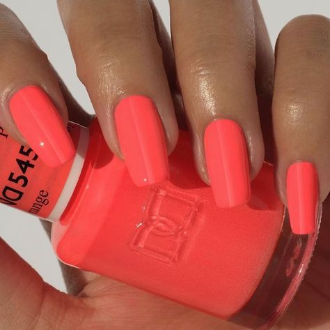 Uñas Color Coral, Neon Coral Nails, Orange Nail Polish, Dnd Gel Polish, Peach Nails, Peachy Orange, Gel Nail Colors, Bright Nails, Gel Polish Colors