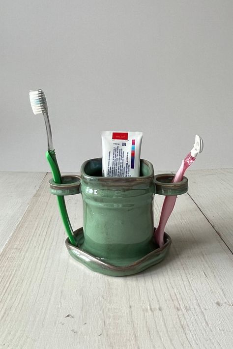 Ceramic Toothbrush Holder, Electric Toothbrush Holder, Navy Blue, White, Green, Turquoise - Etsy Toothbrush Clay Holder, Ceramic Tooth Brush Holder, Ceramic Toothbrush Holder Handmade, Ceramic Gift Ideas For Men, Air Dry Clay Toothbrush Holder, Toothbrush Holder Pottery, Pottery Toothbrush Holder, Bathroom Ceramics, Ceramic Toothbrush Holder