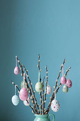 Easter Gifts For Students, Gifts For Students From Teacher, Creative Easter Baskets, Easter Photography, Easter Gift Tag, Easter Hunt, Easter Wallpaper, Willow Branches, Easter Gifts For Kids