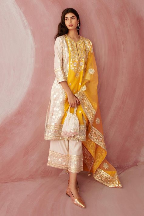 Buy White Silk Chanderi Embroidery Gota Patti Notched Kurta Palazzo Set For Women by Sureena Chowdhri Online at Aza Fashions. Sureena Chowdhri, Kurta Palazzo Set, Gaun Fashion, Salwar Kamiz, Palazzo Set, Designer Party Wear Dresses, Indian Dress, Party Wear Indian Dresses, Pattern Embroidery