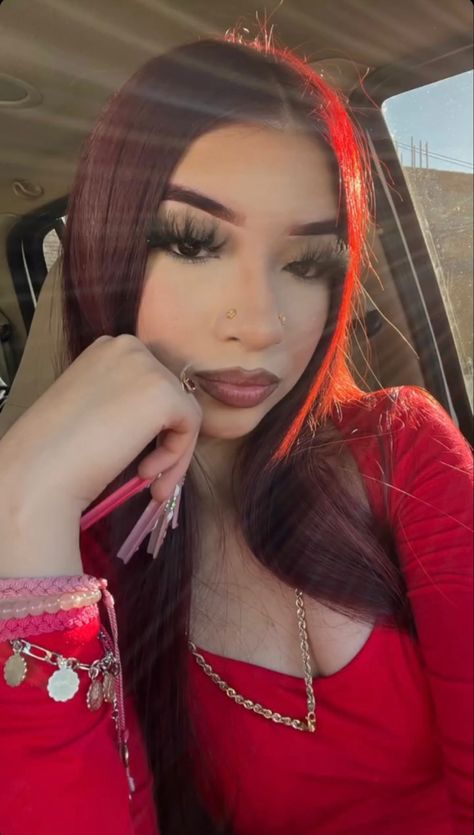 Latina Makeup Looks, Latina Hair, Latina Makeup, Red Hair Inspo, Cute Makeup Looks, Pretty Females, Haircuts Straight Hair, Hair Stylist Life, Hair Dye Colors