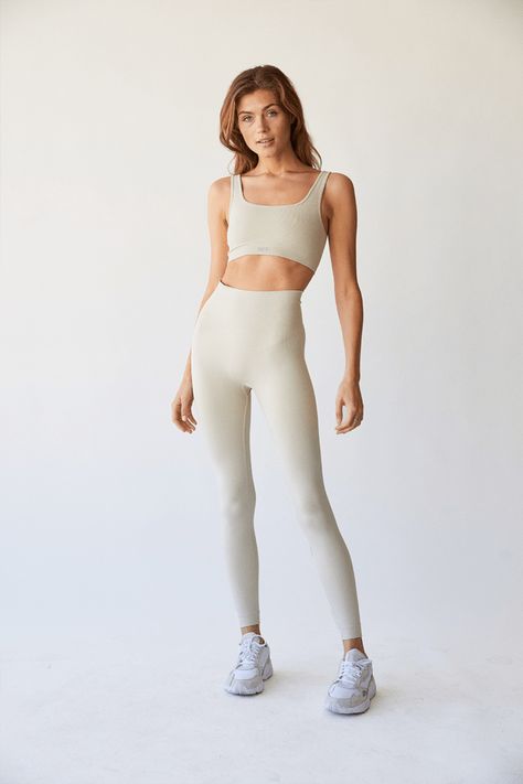 Set Active, Flex Leggings, Cute Workout Outfits, Active Outfits, Activewear Brands, Oat Milk, Workout Outfit, Seamless Leggings, Outfit Casual