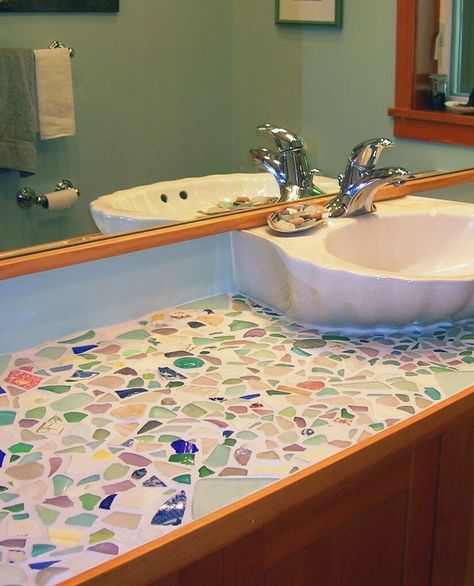 30 Sea Glass Ideas & Projects Sea Glass Ideas, Sea Glass Diy, Treasure Beach, Beach Memories, Sea Glass Mosaic, Beach Glass Crafts, Glass Countertops, Glass Sink, Glass Art Projects