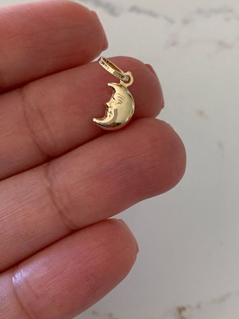 14K Solid Gold Moon Pendant | Yellow Gold Moon Pendant | Moon Pendant | 14K Solid Gold Pendant | ⁙ Materials: 14K Yellow Gold ⁙ Dimensions: 9MM Height by 7MM Width, the opening of the ring (jump ring) is 3MM wide Production Times: ⁙ Order processing time varies between 1-3 business days ⁙ All orders placed on Saturday, Sunday, or on a national holiday will begin processing the following business day Wax Carved Pendant, Gold Pendent, Gold Moon, Jewelry Lookbook, Chain Choker, Moon Pendant, Gold Filled Chain, Jewelry Inspo, Gold Filled Jewelry